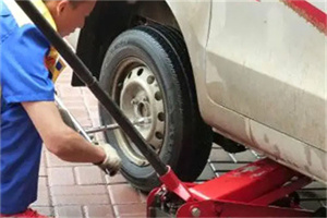 定福庄附近拖车24小时服务热线电话